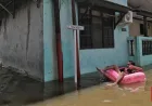 350 Warga Krisis Air Bersih Saat Banjir 1 Meter Rendam Legok Tangerang