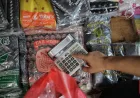 Harga Plastik Naik 60 Persen di Surabaya, UMKM Didesak Berinovasi Kemasan