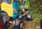 Kecelakaan Truk Telur di Kuningan: Pengendara Motor Luka Berat Usai Salip Kendaraan