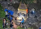 Kecelakaan Maut di Pacitan: Truk Engkel Terjun Bebas ke Sungai, 2 Tewas