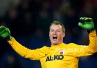 Alex Manninger, Mantan Kiper Arsenal, Meninggal Dunia Akibat Kecelakaan Kereta di Salzburg
