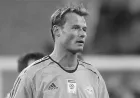 Eks Kiper Arsenal dan Juventus Alex Manninger Meninggal Dunia Akibat Kecelakaan Mobil