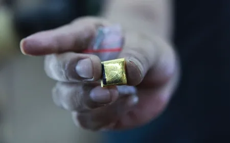 Ramalan Harga Emas April 2026: Waktunya Jual atau Beli Emas?