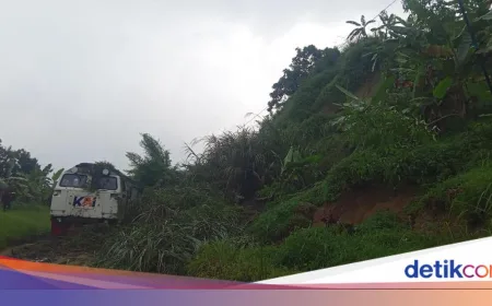 Longsor di Jalur Maswati-Sasaksaat Hentikan Laju KA Ciremai Bandung