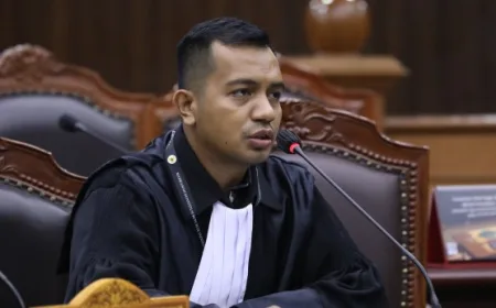 Advokat Tegaskan Ketidakjelasan Batas Fungsi Menilai dan Membuktikan Hakim dalam KUHAP 2025