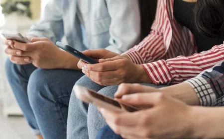 Bahaya Popcorn Brain Akibat Terlalu Rajin Scroll Instagram & TikTok