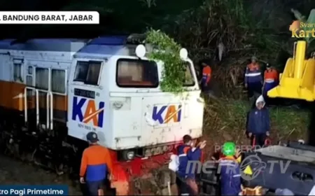 KA Ciremai Semarang-Bandung Anjlok Akibat Tabrak Material Longsor di Bandung Barat