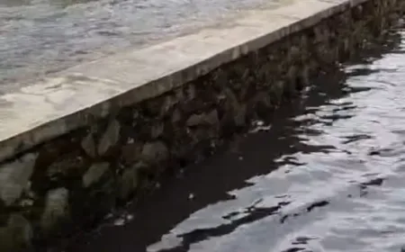 Banjir Jati Permai Akibat Meluapnya Aliran Sungai Citepus Setelah Hujan Deras