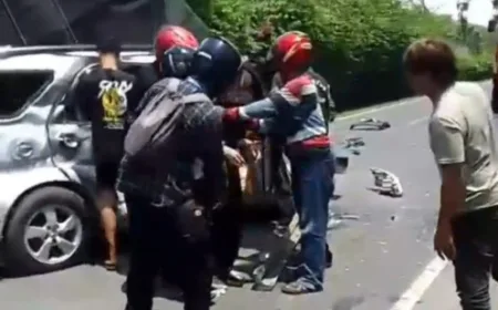 Kecelakaan di Bawah Flyover Gayam Bojonegoro: Kronologi dan Korban Lengkap