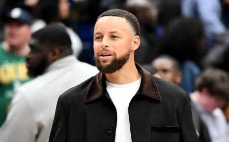 Stephen Curry Siap Kembali Bermain Minggu Ini Lawan Houston Rockets