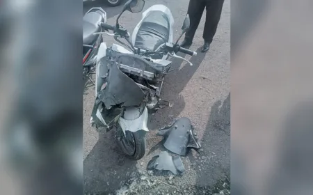 Perempuan Pengendara Supra Meninggal Akibat Tabrakan Adu Depan dengan PCX di Pasuruan