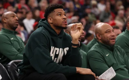 NBA Selidiki Perbedaan Pernyataan Giannis dan Bucks Soal Kondisi Pemain