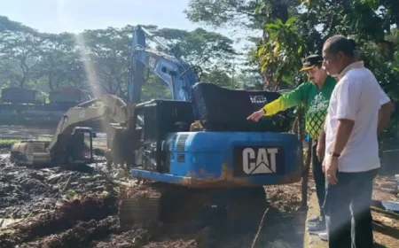 Pengerukan Kali Pesanggrahan oleh Pemkot Jaksel Antisipasi Banjir 2026