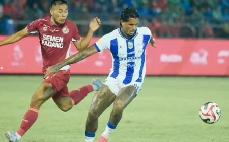 Hasil Semen Padang vs Persib Bandung: Persib Menang 2-0 dan Kokoh di Puncak Klasemen