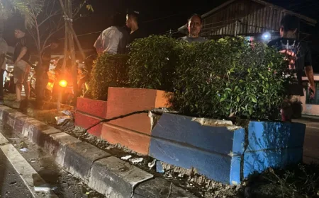 Pemotor Tewas Akibat Tabrak Median Jalan di Tanjung Laut, Luka Parah di Kepala