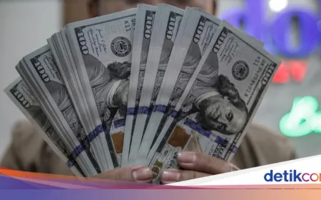Rupiah Tertekan, Dolar AS Tembus Level Rp 17.000 di Awal April 2026