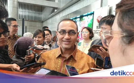 Dana Asing Kabur Rp 23,34 T, IHSG Merosot Tajam hingga 14%