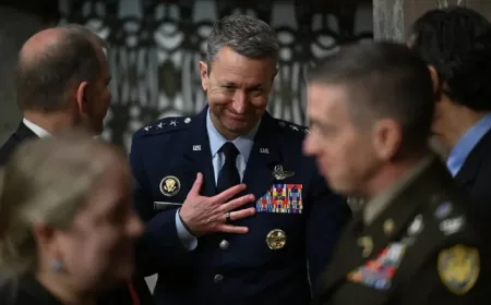 6 Jenderal Bintang 4 AS Peringatkan Trump Risiko Perang Besar Melawan Iran