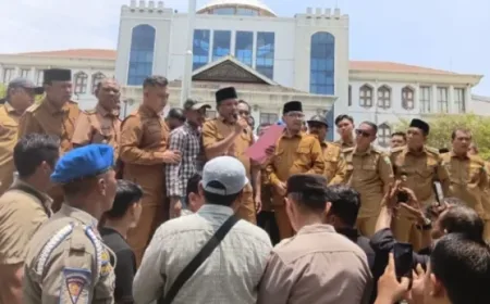 Bupati Bireuen Tegaskan Komitmen Kuat Penanganan Pasca Banjir 2025