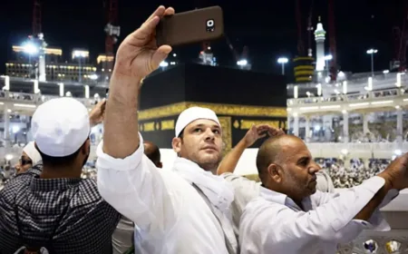 Bahaya Sum’ah: Mengapa Flexing Ibadah di Media Sosial Bisa Hapus Pahala