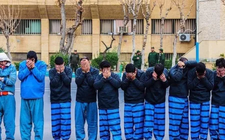 Trump Akui AS Persenjatai Demonstran Iran Januari Lalu, Tapi Kenapa Gagal?