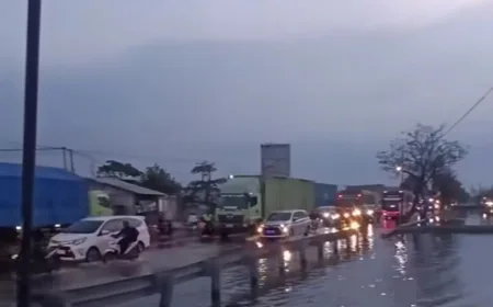 Cuaca Ekstrem dan Banjir Rob Mengancam 17 Daerah di Jawa Tengah Hari Ini