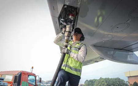 Limbah Sawit Jadi Bahan Bakar Pesawat: Pengakuan Global ICAO untuk POME