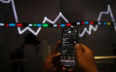 IHSG Fluktuatif Jelang Putusan FTSE Russell, Investor Tunggu Status FTSE Indonesia