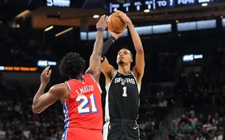 Victor Wembanyama Cedera Tulang Rusuk, Spurs Tetap Menang Lawan 76ers