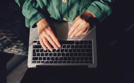 Dampak Jangka Panjang Kehilangan Pekerjaan Akibat AI: Lebih dari Sekadar Pengangguran