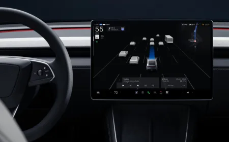Tesla Rilis FSD 14.3: Pembelajaran Armada, Reaksi 20% Lebih Cepat, dan Fitur Baru