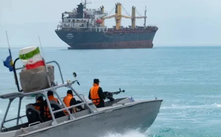 Pembukaan Kembali Selat Hormuz: Keuntungan Strategis bagi Negara-negara Arab