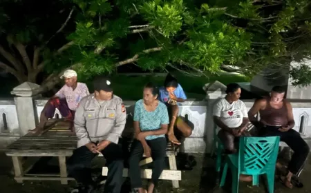 Polsek Kei Kecil Barat Sambangi Warga untuk Cegah Tindak Kriminal di Desa Ohoira