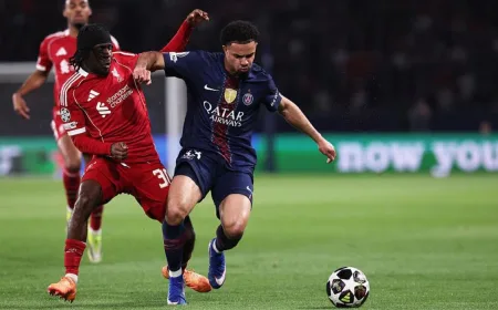 Kalah 0-2 dari PSG, Jeremie Frimpong Jadi Sasaran Kritik Fans Liverpool di Liga Champions