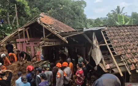 Relokasi Dua Rumah Terdampak Longsor di Sumedang, Ini Progres Terbarunya