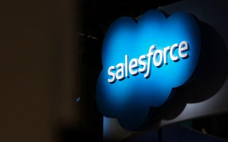 Salesforce Tetap Relevan di Era AI, Tapi Cara Perusahaan Menggunakannya Berubah