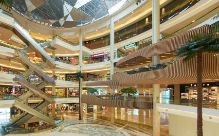 Strategi Properti PWON vs SMRA: Pangkas Utang atau Borong Landbank?