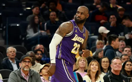 Curhat LeBron James ke JR Smith: Beban Berat Memimpin Lakers Tanpa Doncic dan Reaves
