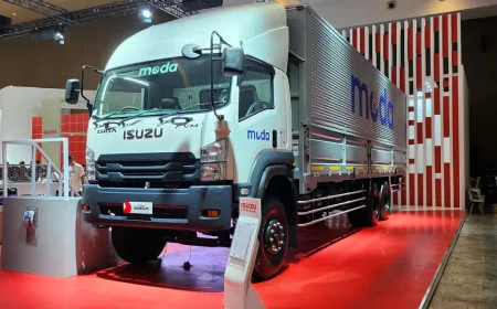 Isuzu Giga FVM X MODA Hadirkan Solusi Logistik Terintegrasi di GIICOMVEC 2026