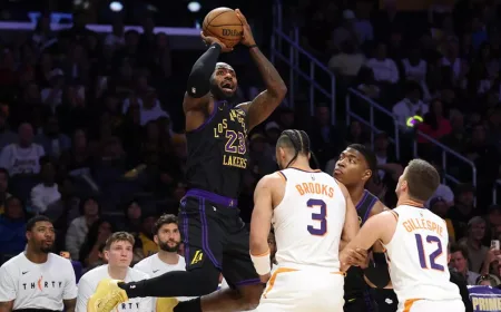 LeBron James Pimpin Lakers Amankan Keunggulan Kandang di Playoff NBA 2026