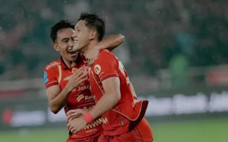 Hasil Persija Jakarta vs Persebaya Surabaya: Eksel Runtukahu Cetak 2 Gol, Persija Menang 3-0