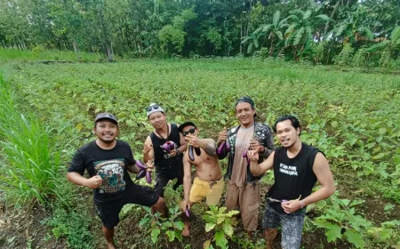 Petani Punk Gunungkidul: Gerakan Anak Punk Gerakkan Ratusan Pemuda Garap Lahan