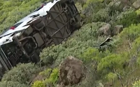 Bus Turis Inggris Jatuh ke Jurang di Spanyol: 1 Tewas, 27 Luka-luka