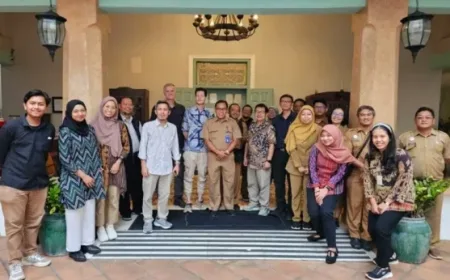 Solusi Energi Surya dari Undip dan Blue Deal Netherland Atasi Banjir Pekalongan