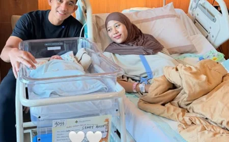 Rizky Ridho Resmi Jadi Ayah, Istri Lahirkan Anak Pertama dengan Nama Ebrahim Khalif