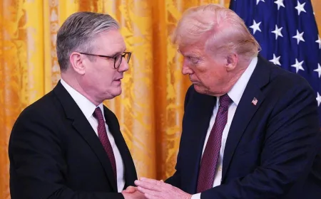 Inggris Tolak Bantu Trump Blokade Kapal Iran di Selat Hormuz