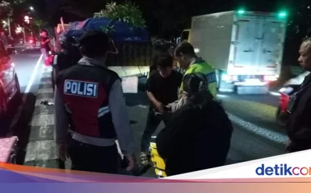 Kecelakaan Truk vs Motor di Pasar Minggu Jaksel, Pemotor Tewas di Tempat