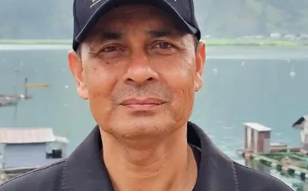 Ketika Manusia Mengagungkan AI: Pergeseran Nilai Agama dan Sosial di Era Digital