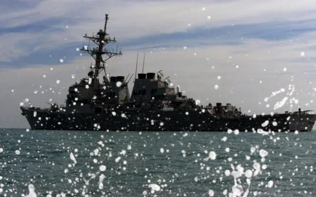 2 Kapal AS Mulai Misi Sapu Ranjau di Selat Hormuz, Iran Keras Membantah