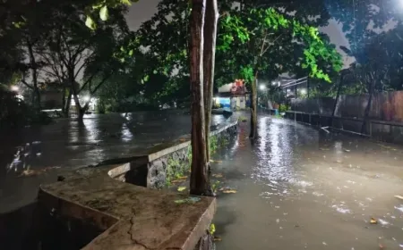 Banjir Melanda Kota Solo Setelah Hujan Deras Lebih dari Satu Jam